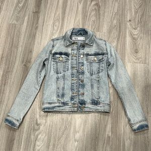 Zara Light-wash Denim Jacket, Size S